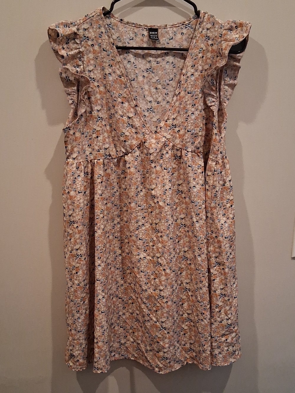 SHEIN Peach Floral V-Neck Ruffle Sleeve Dress